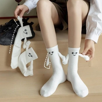2 Paari Magnet Äraveo käsikäes Sokid Valge Unisex Kellel Käed Pikad Sokid Tüdrukud Harajuku Kawaii Paar Puuvillane Sokk